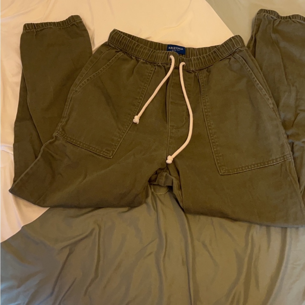 Arizona joggers